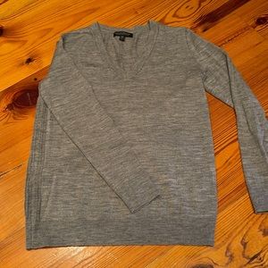 Banana republic v neck sweater